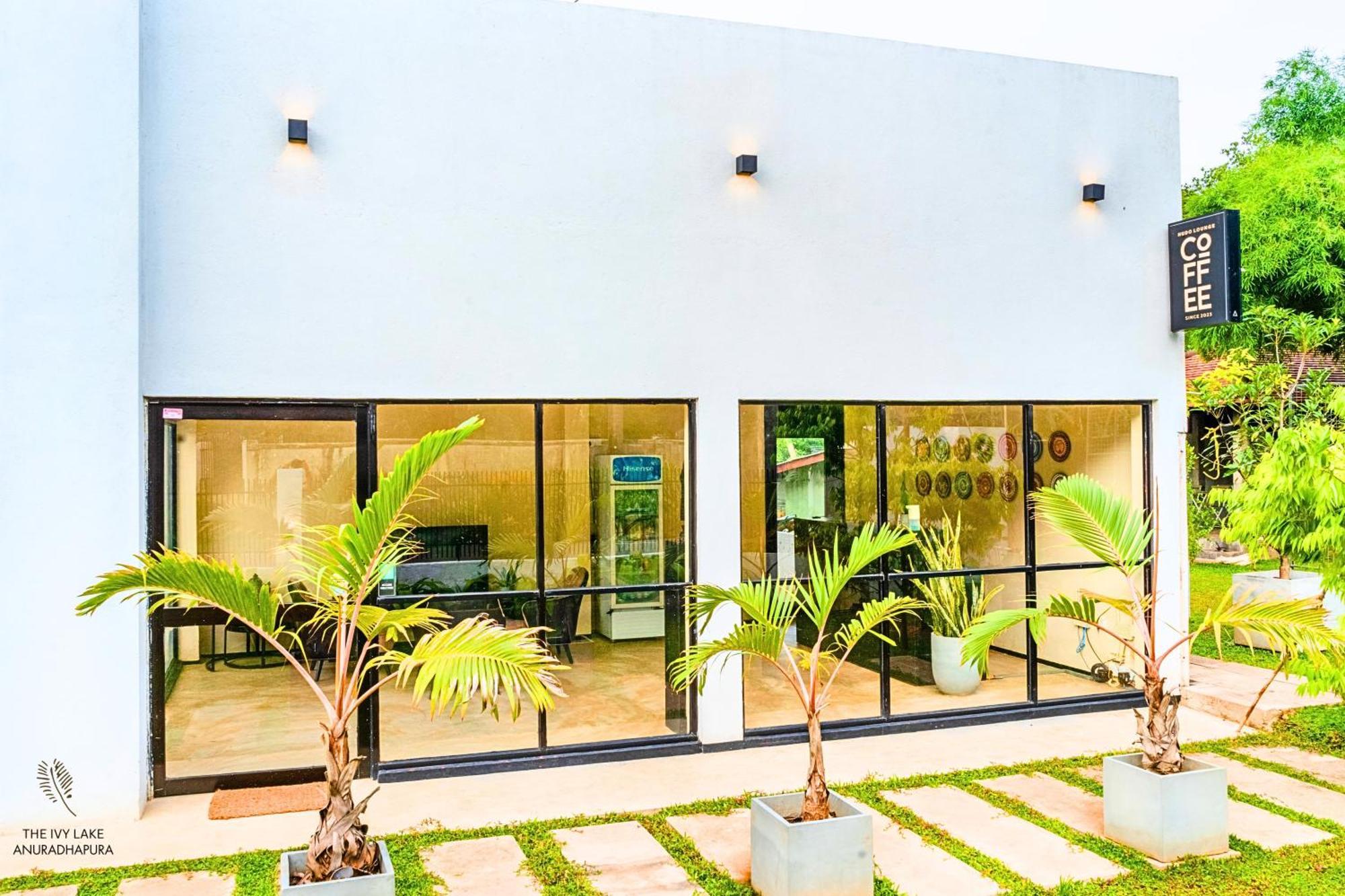 The Ivy Lake Anuradhapura Exterior foto