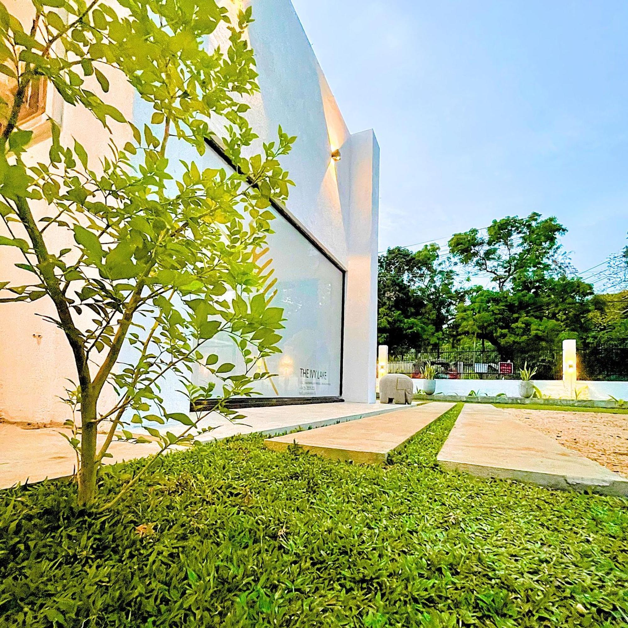 The Ivy Lake Anuradhapura Exterior foto